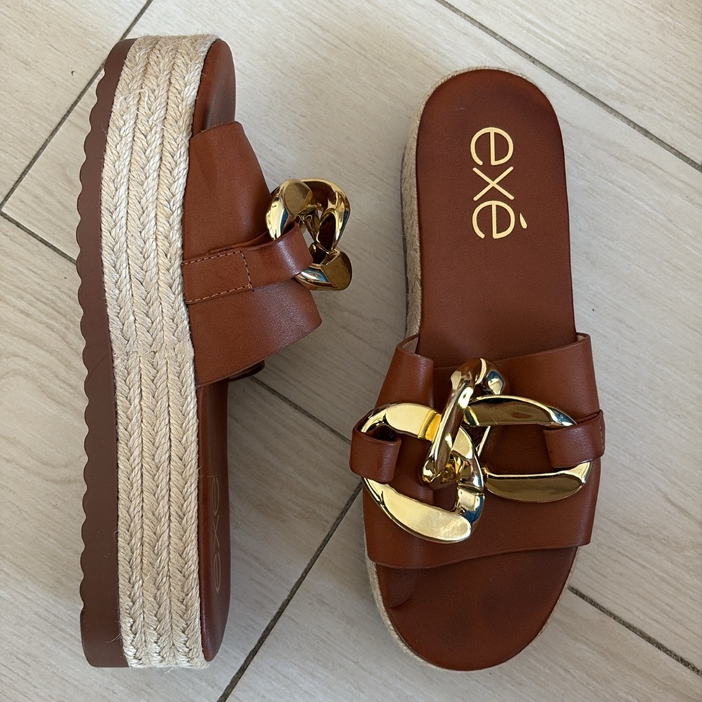 Exè Brown Espadrilles platform Sandals with Gold Accents